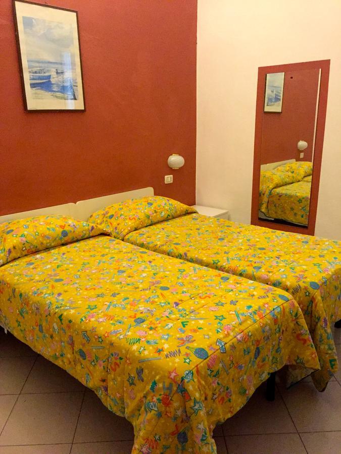 Albergo Ape Elbana Portoferraio Exterior foto